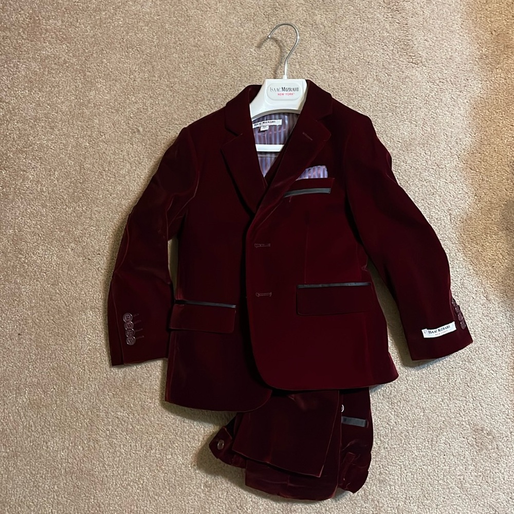 Isaac Mizrahi Red Velvet 3 Piece Suit Youth Size 5